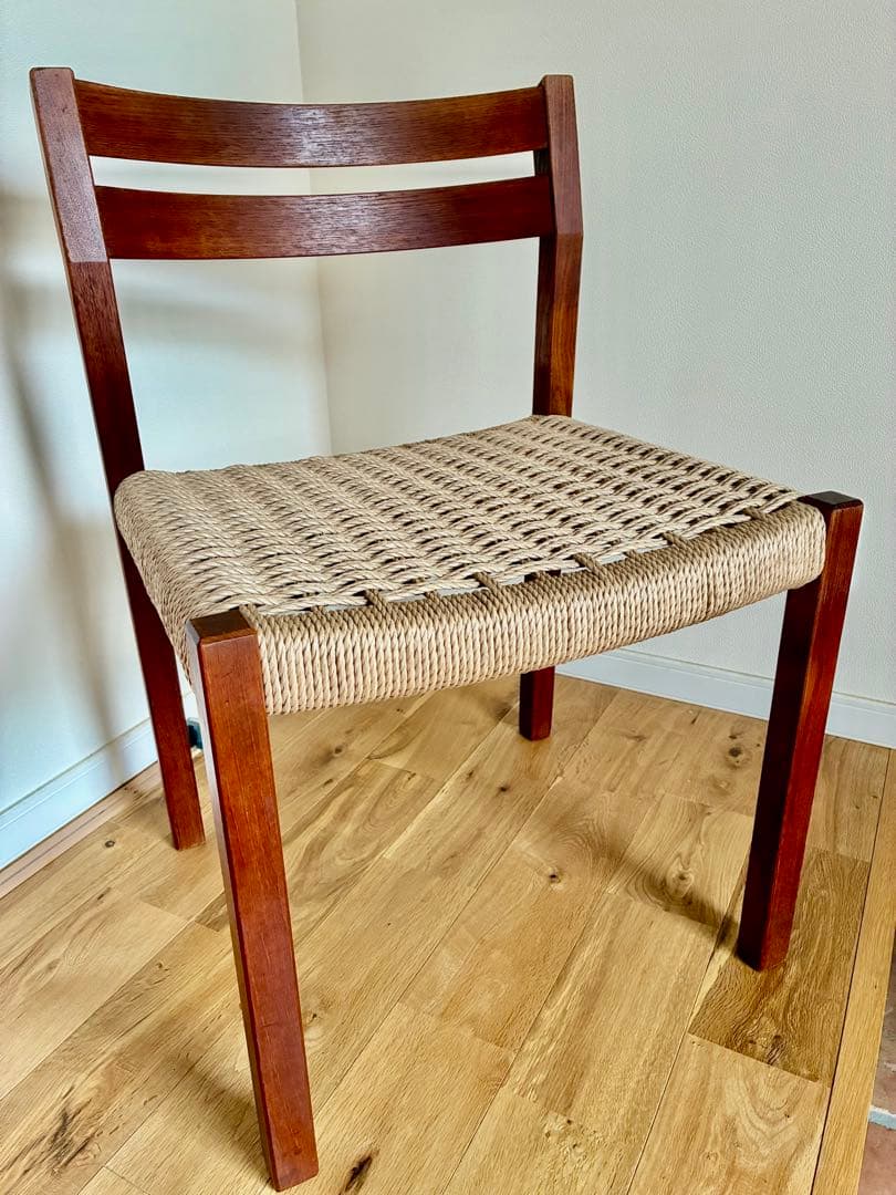 極美品　J.L.Moller jlモラー チーク材 ウェグナー　yチェア