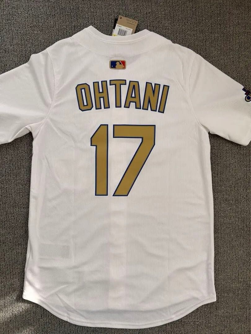 新品 未開封 ドジャース 大谷翔平 17番 ゴールド ユニフォーム メンズ