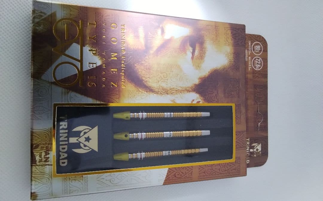 TRiNiDAD GOMEZ 16 evo!極美品!ダーツセット22.6g - メルカリ