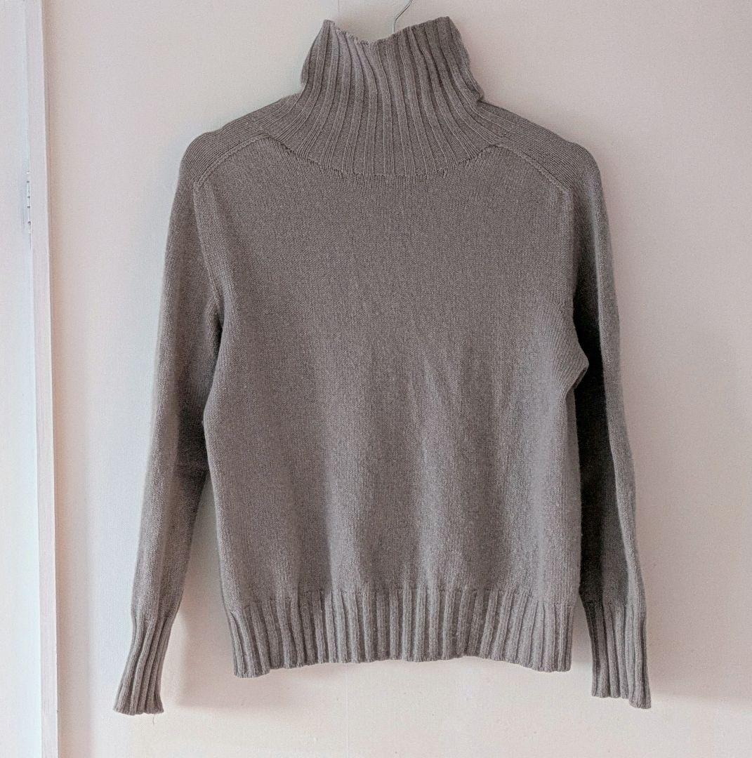 MARGARET HOWELL ＊ グレー色のカシミヤニット CASHMERE AND RECYCLED MERINO KNITWEAR | MARGARET HOWELL