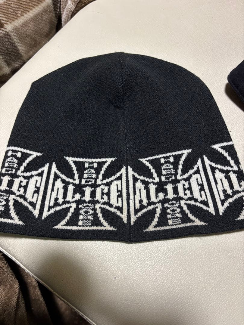 ALICEHOLLYWOODビーニー 確実正規品 - メルカリ