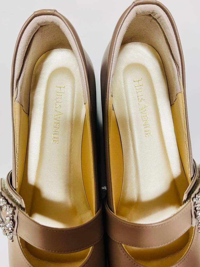 ヒルズアヴェニューメア　グレージュ　22.5cm 定価2.8万円