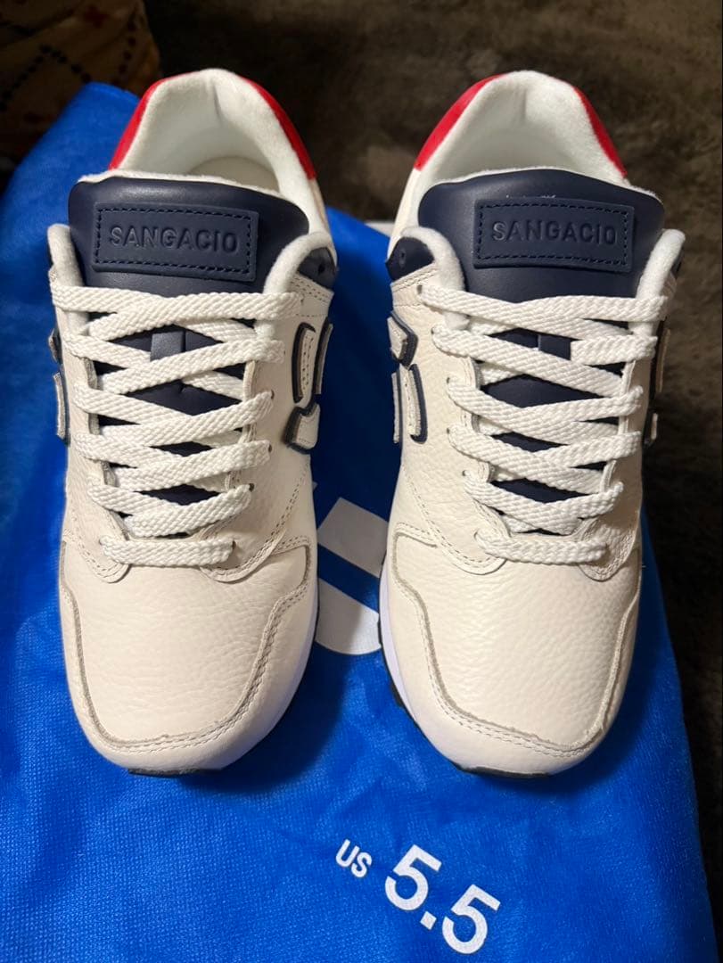 にゅYEAR『福袋』2026 10周年記念トリコロール 23.5 - メルカリ