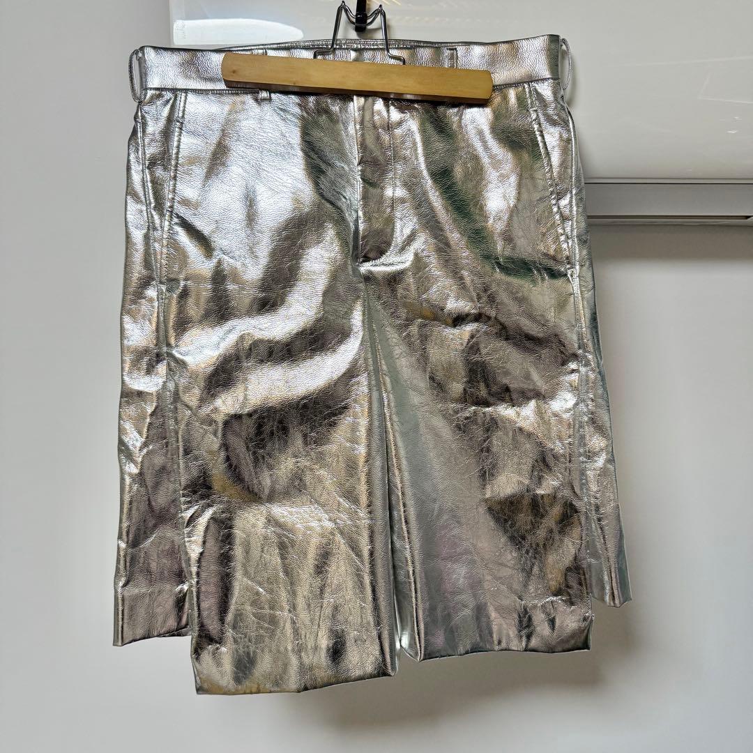 ブラックコムデギャルソン 24SS シルバーショーツ - メルカリ