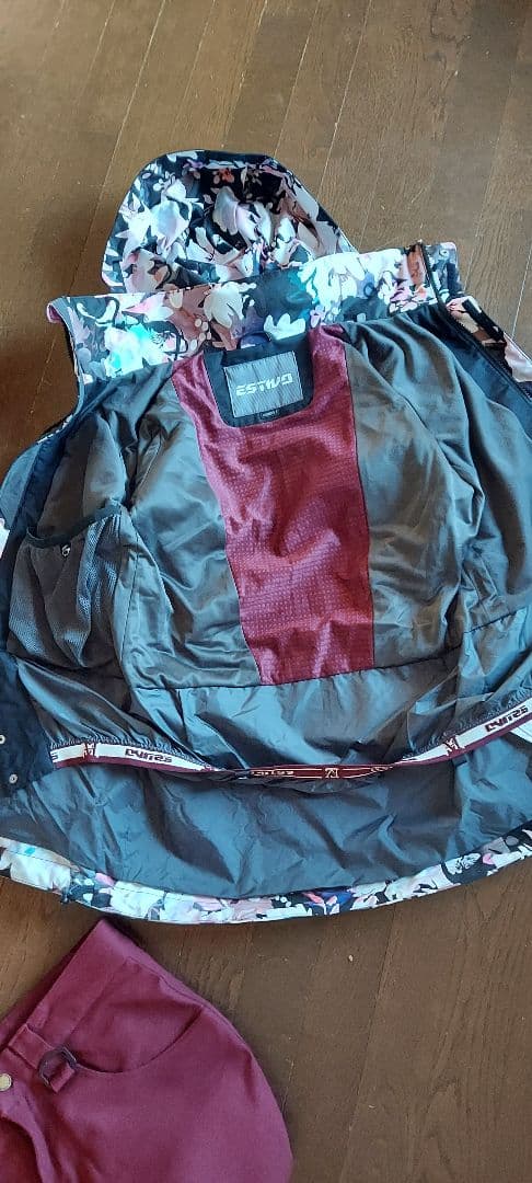 《美品》ESTIVO スノーボードウェアセット