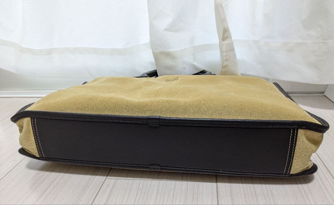 美品】LOEWE ロエベ ビジネスバッグ アナグラム スエード ベージュ A4