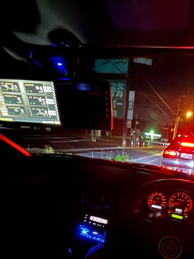 HKS camp2ディスプレイ 配線込み ブースト、油温、水温、油圧 追加