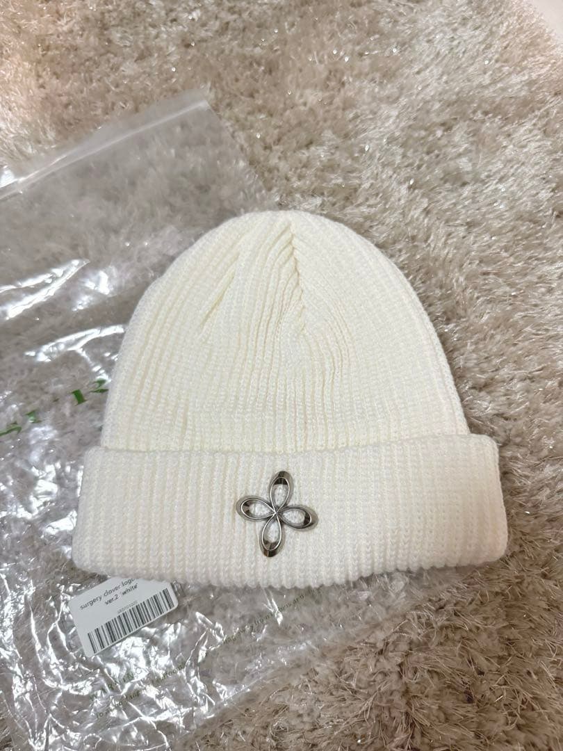 即発送可能◎ SURGERY 正規品ホワイトニット帽 - メルカリ