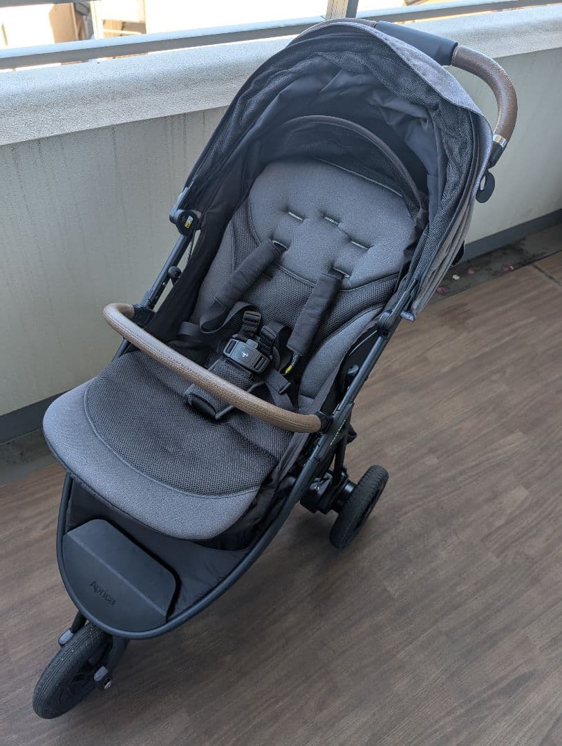 スムーヴ プレシャス(グレー) Aprica ベビーカー ｜ smooove precious スムーヴプレシャス[DADWAY