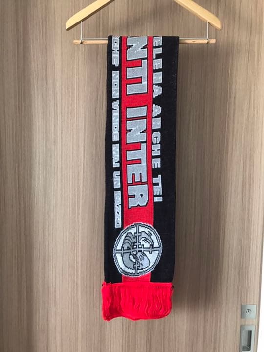 激レア・貴重】ACミラン ULTRAS ウルトラス ニットマフラー 現地購入