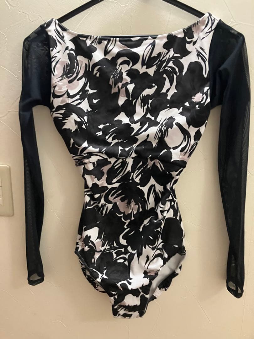 スティナ　レオタード stina / type V lucky / petit flower navy / girl