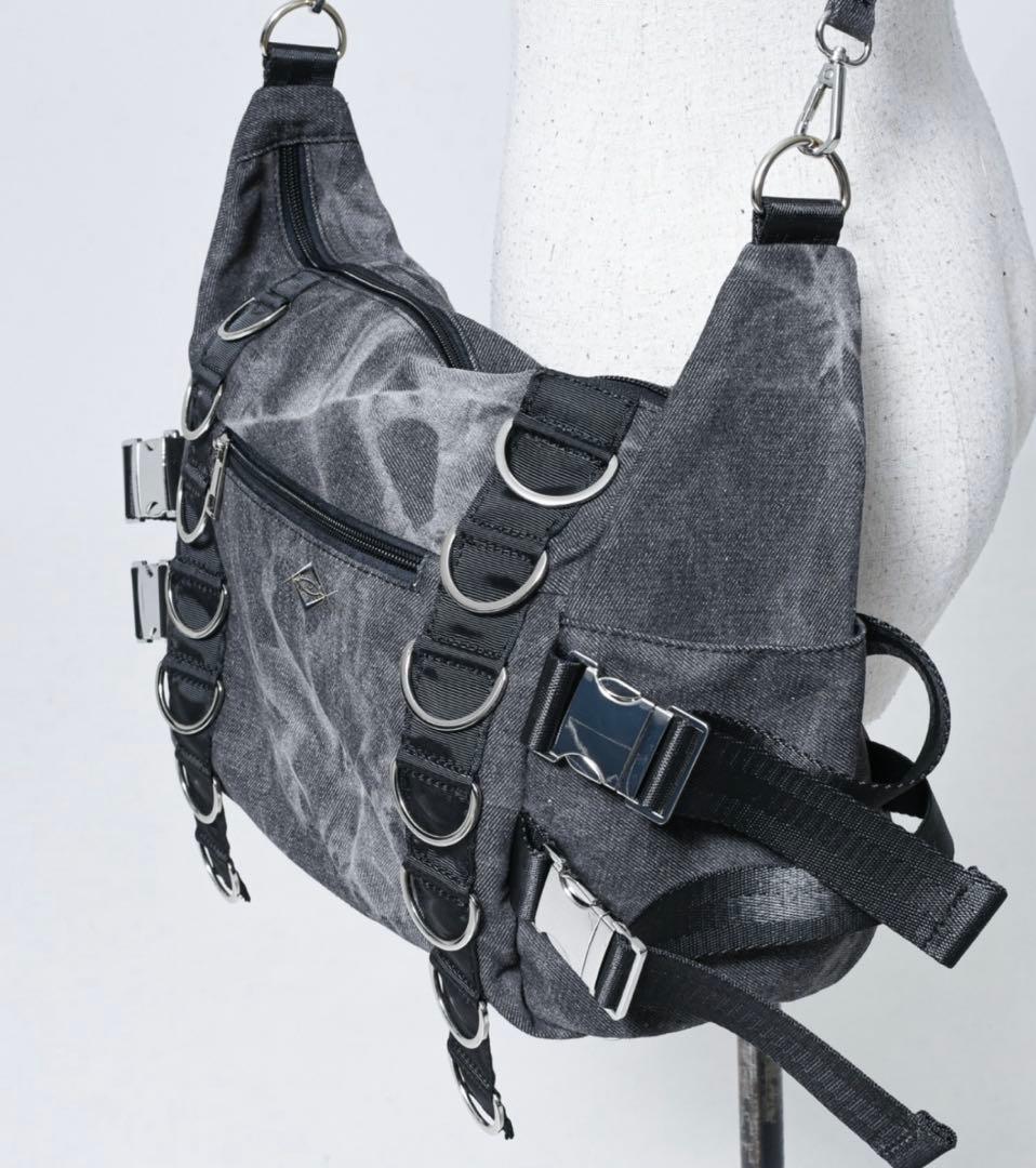 『REFLEM/レフレム』Dリングベルトショルダーバッグ/メッセンジャーバッグ REFLEM（レフレム）の「『REFLEM/レフレム』Dリングベルトショルダー