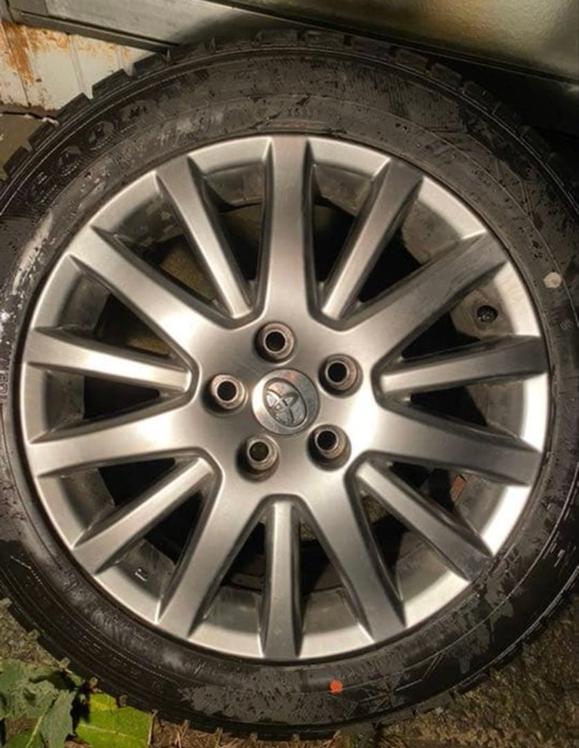 トヨタ 18マジェスタ ビックキャリパー 17インチ 純正ホイール