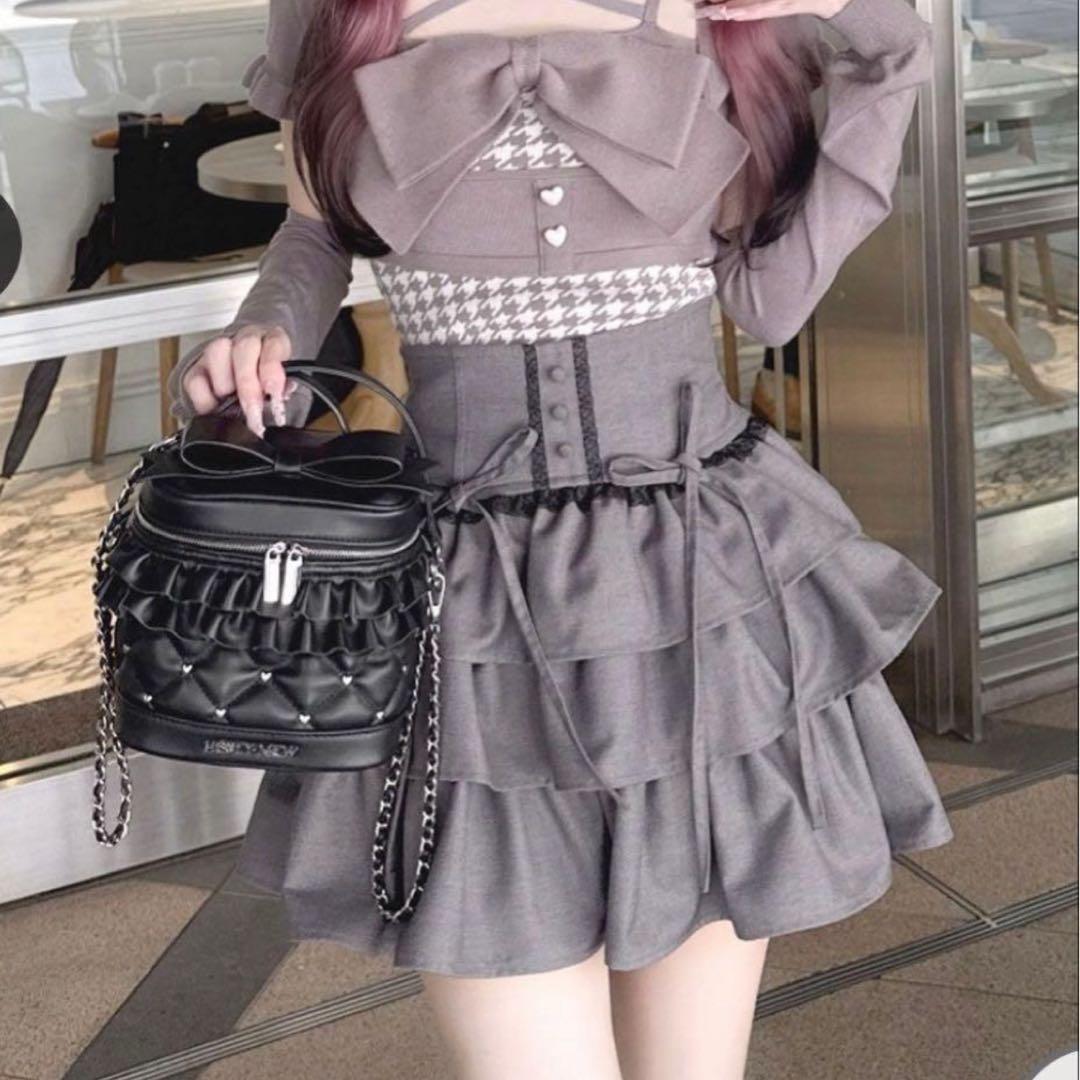 HONEY MEW ハニーミュウ ティアードフリルスカート グレー f - メルカリ