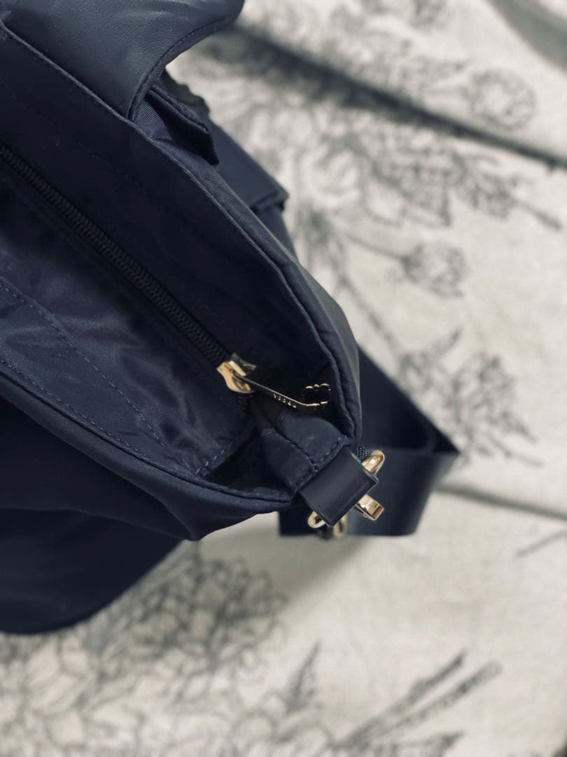 TOCCA ネイビー フリル A4トートバッグ 2way トッカショルダーバック