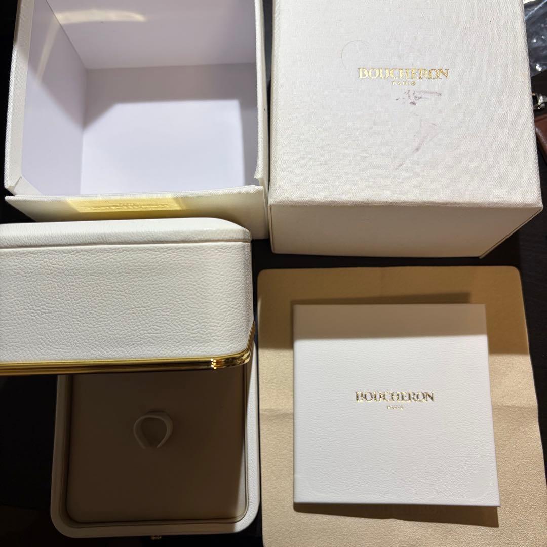 Boucheron ブシュロン リング 空箱 ケース ホワイト - メルカリ