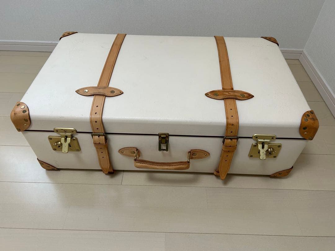 GLOBE TROTTER サファリ　33インチ　エクストララージスーツケース サファリ XL 2輪 スーツケース 33インチ アイボリー | グローブ