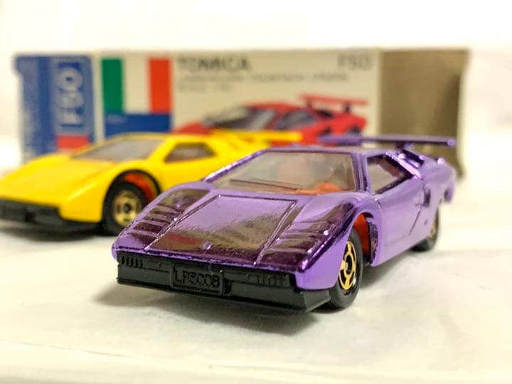 青箱トミカ ランボルギーニLP500S 二台セット 紫メッキ&黄色 - メルカリ