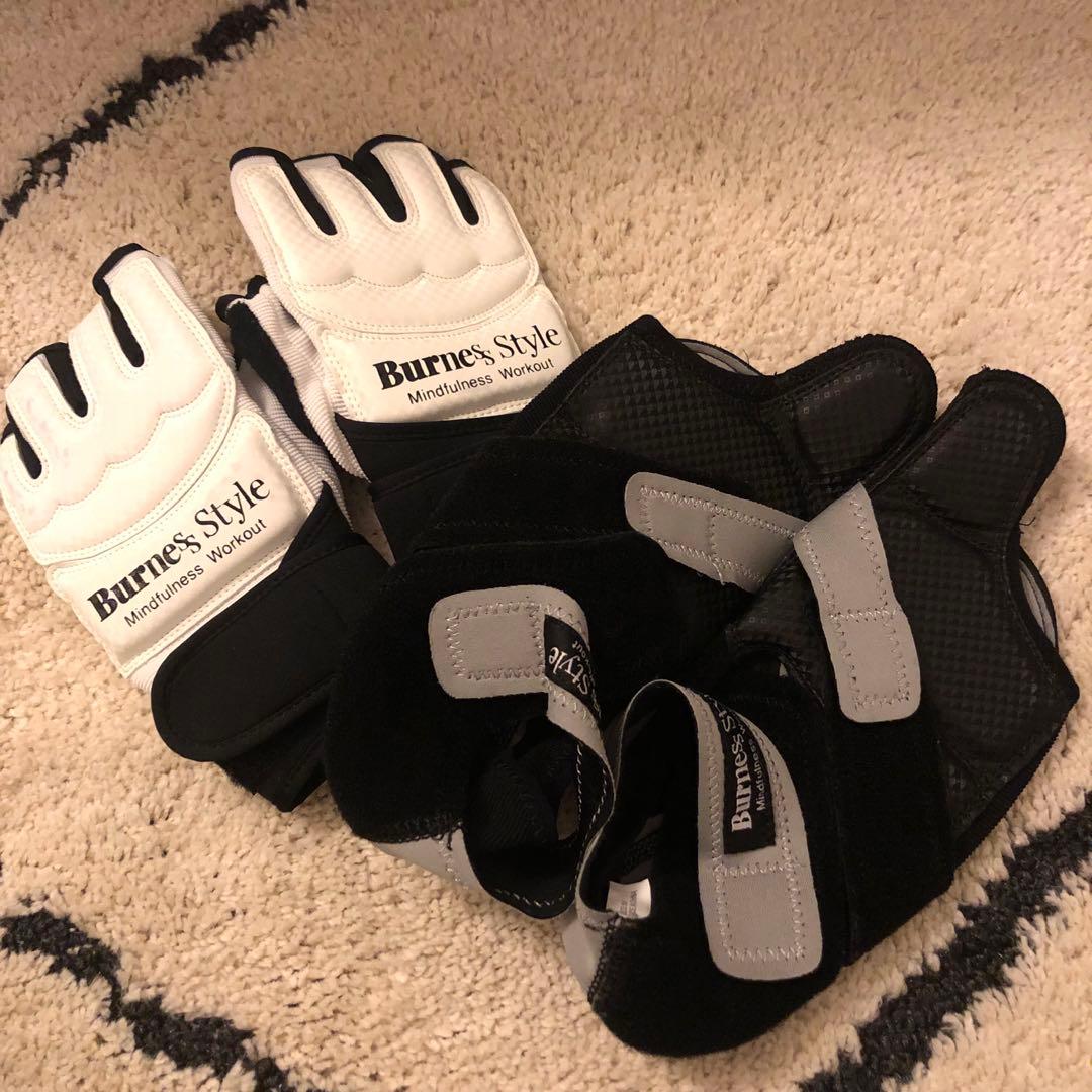 別売り可】バーネススタイル Burness Style グローブ&シューズ - メルカリ