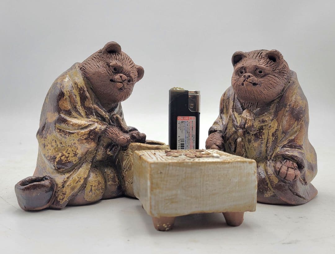 囲碁を打つ狸 在銘 陶器 タヌキ 置物 骨董品、美術品の通販はau PAY