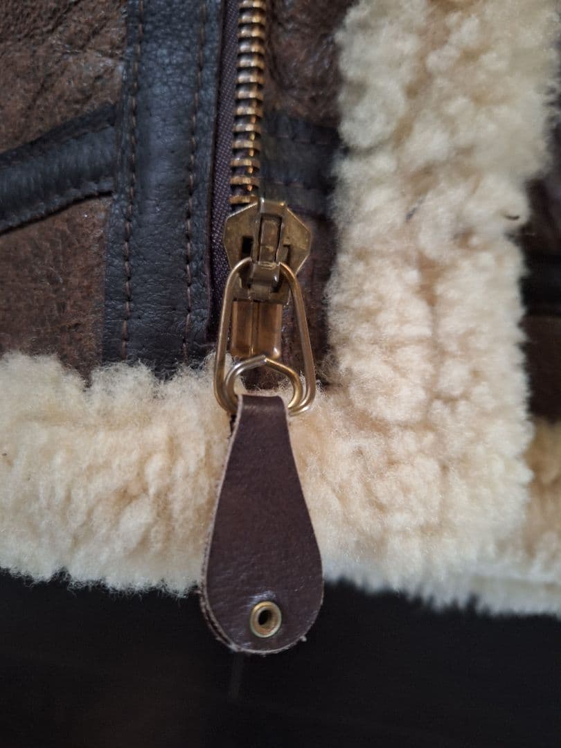 Schott フライトジャケット B-3 サイズ38 - メルカリ