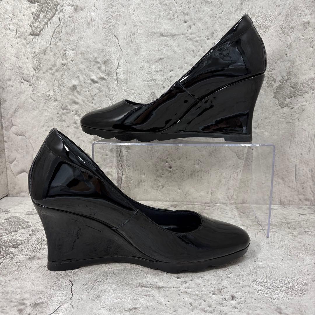【美品】HILLS AVENUE エナメル ウェッジパンプス 23.5 日本製 未使用級】HILLS AVENUE ヒルズアベニュー パンプス ブラック ウェッジ