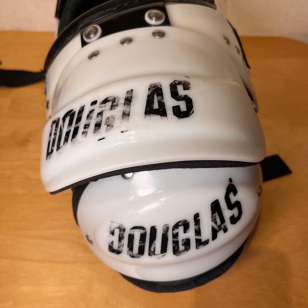 値下げ対応可能【美品】DOUGLAS QBK XS ショルダーパッド ホワイト