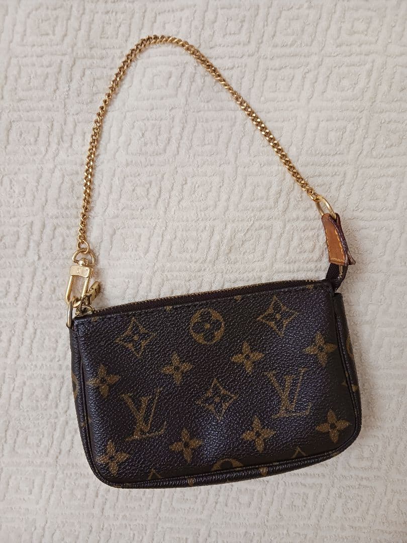 【sana様売約済み】ルイヴィトンモノグラムミニポーチアクセソワールポシェット 楽天市場】【未使用品】 ルイヴィトン アクセサリーポーチ ミニ