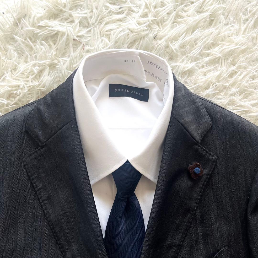 <極美品>LARDINI 新ロゴ ダークグレー ウールスーツ ブートニエール46 極美品>LARDINI 新ロゴ ダークグレー ウールスーツ ブートニエール46