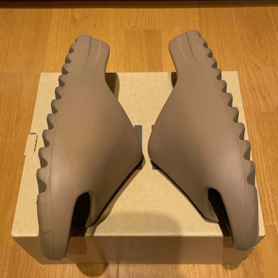 靴 adidas YEEZY Slide \"Core\" 25.5