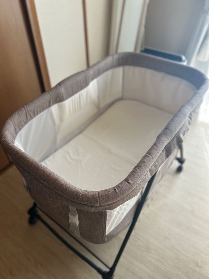 折りたたみ式ベビーベッド ゆりかご機能　蚊帳付き ベビーベッド 代用 折りたたみ ゆりかご 蚊帳付き 添い寝 赤ちゃん