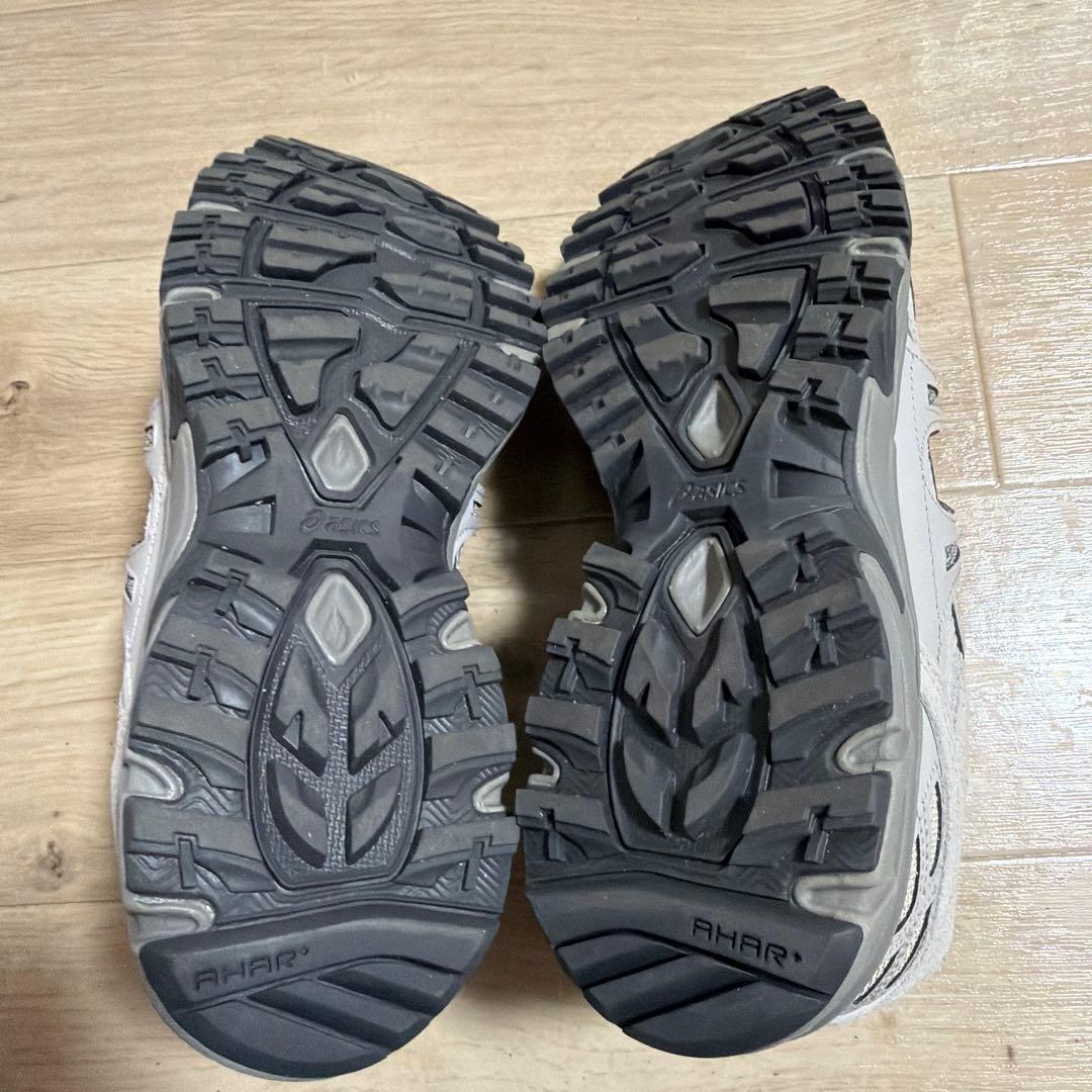 【美品】 ASICS アシックス ゲルソノマ GEL-SONOMA 25.5cm