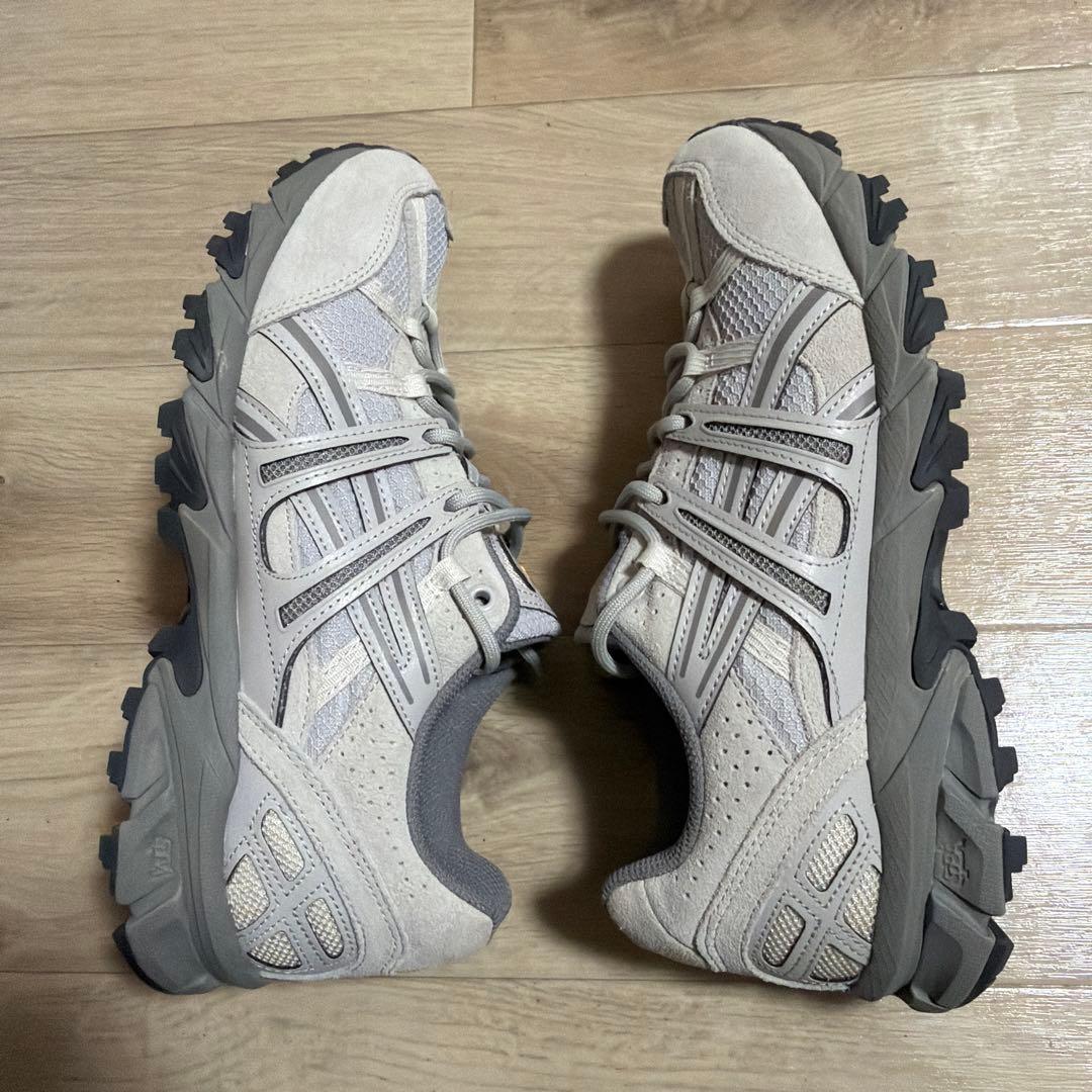 【美品】 ASICS アシックス ゲルソノマ GEL-SONOMA 25.5cm