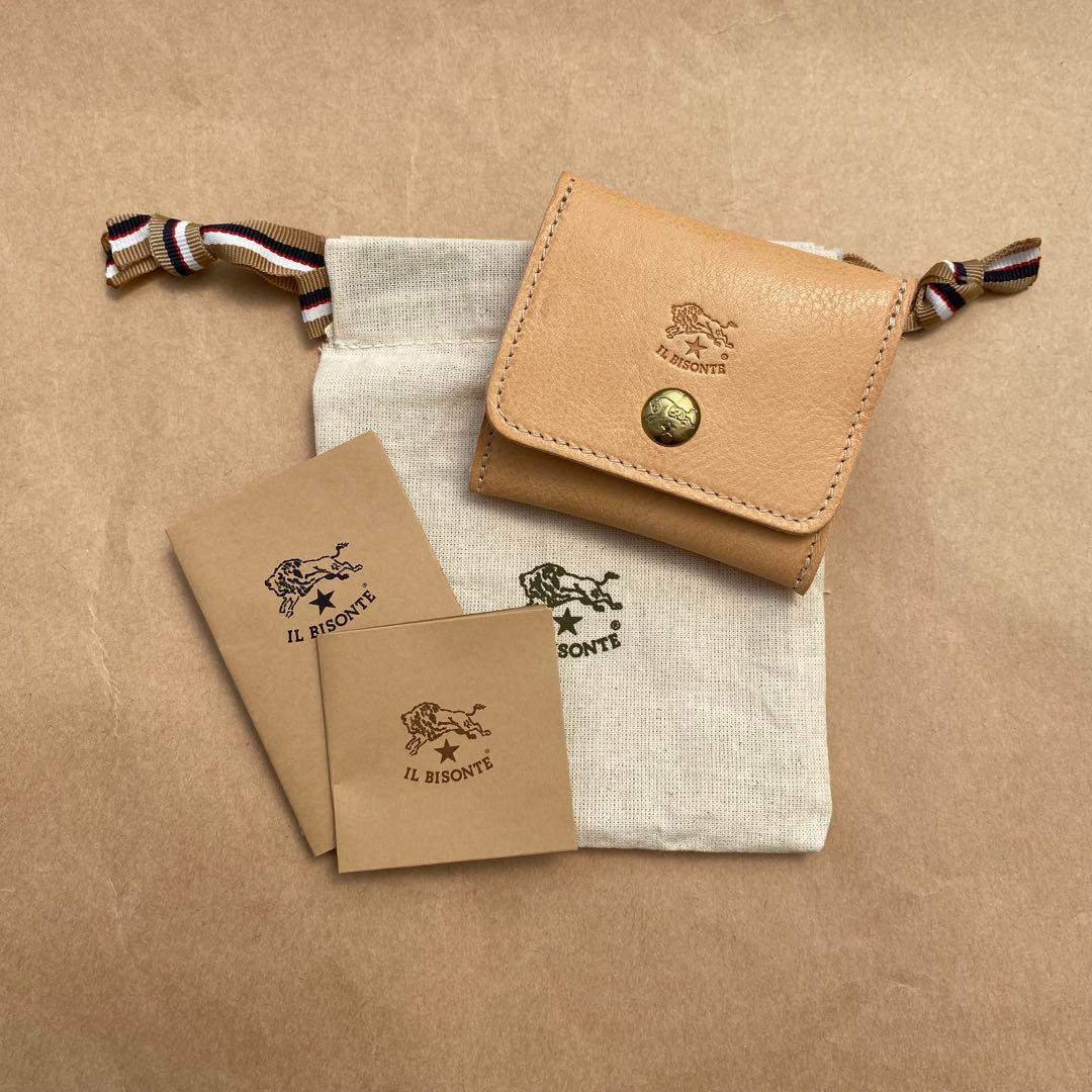 イルビゾンテ　ケース　小銭入れ　小物入れ　ナチュラル IL BISONTE（イルビゾンテ） コインケース 小銭入れ スクエア型 ヌメ