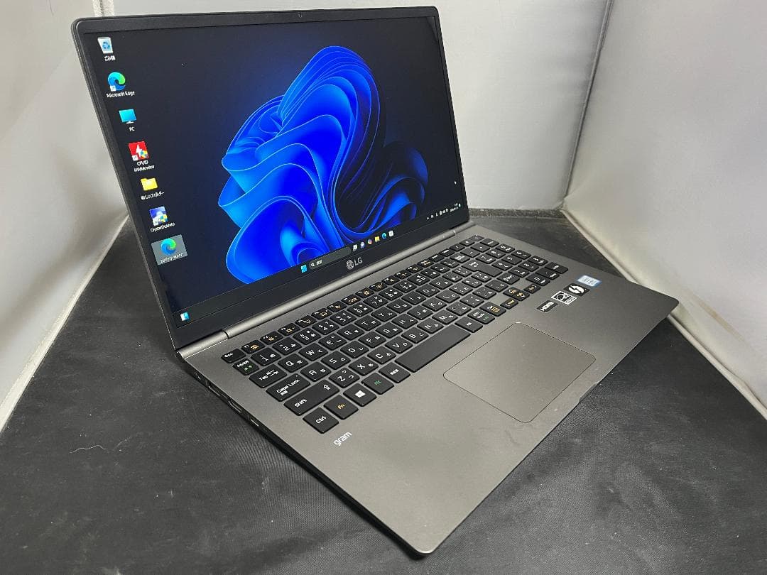LG gram 軽量＆薄型ノート Windows 11 シルバー LGの薄型ノート「gram」、最新世代はここが物足りない | 日経クロス