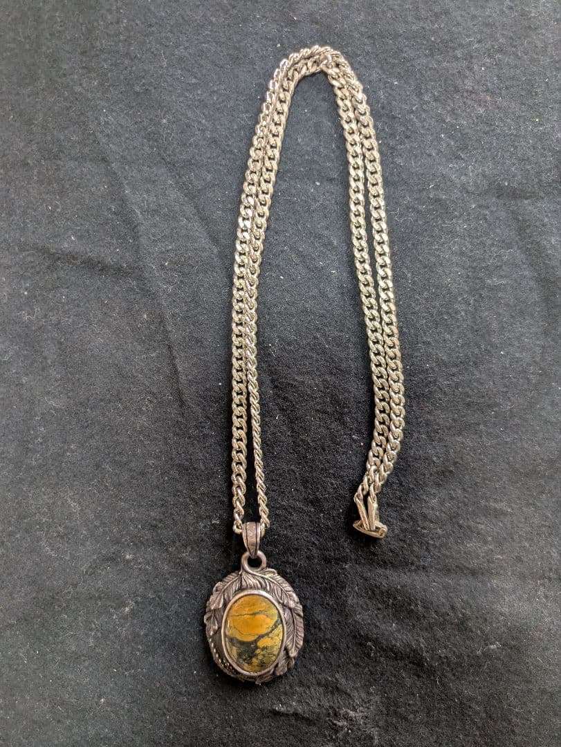 SAAD】サード天然石イーグルフェザーネックレス【美品】 - メルカリ