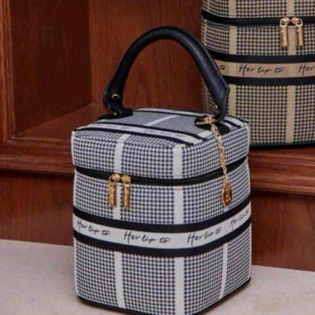 Her lip to バニティバッグ シルバー - メルカリ