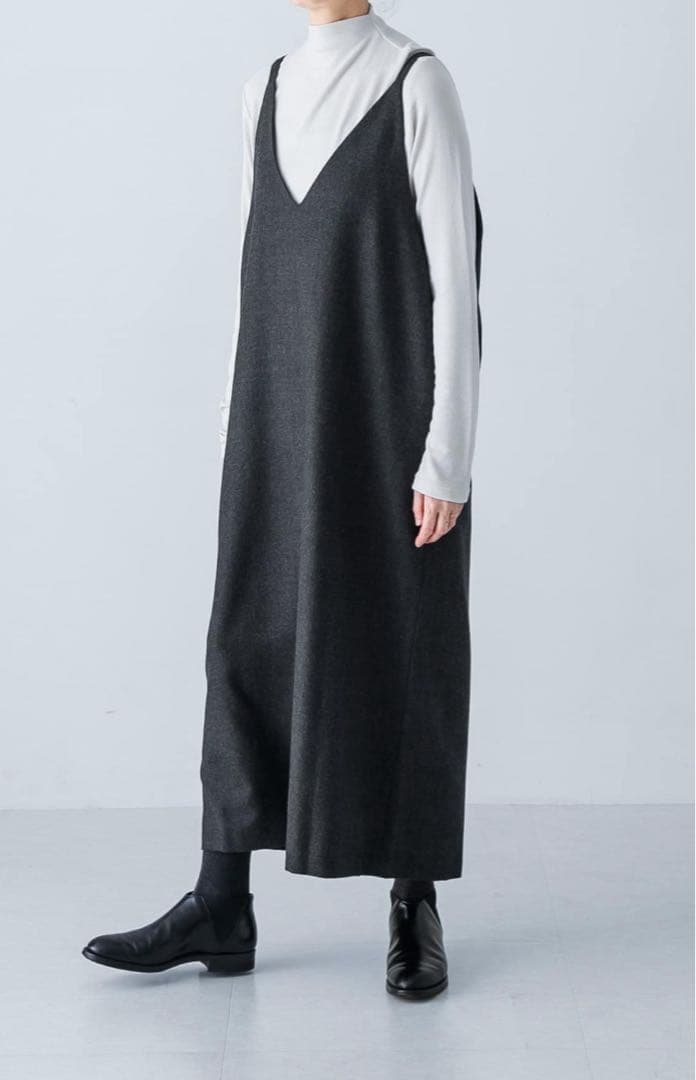 『2WAY仕様』 ウールVネックワンピース かぐれ（カグレ）の「『2WAY仕様』 ウールVネックワンピース