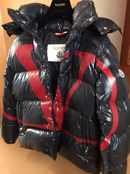 valentino ダウンジャケット 44 中古・古着通販】VALENTINO (ヴァレンティノ) VLTNロゴダウン