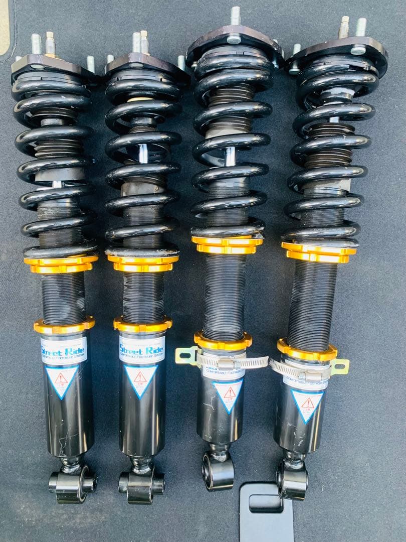 トヨタ レクサス GSE20 IS250 ストリート ライド コイルオーバー。 トヨタ レクサス GSE20 IS250 ストリート ライド コイルオーバー