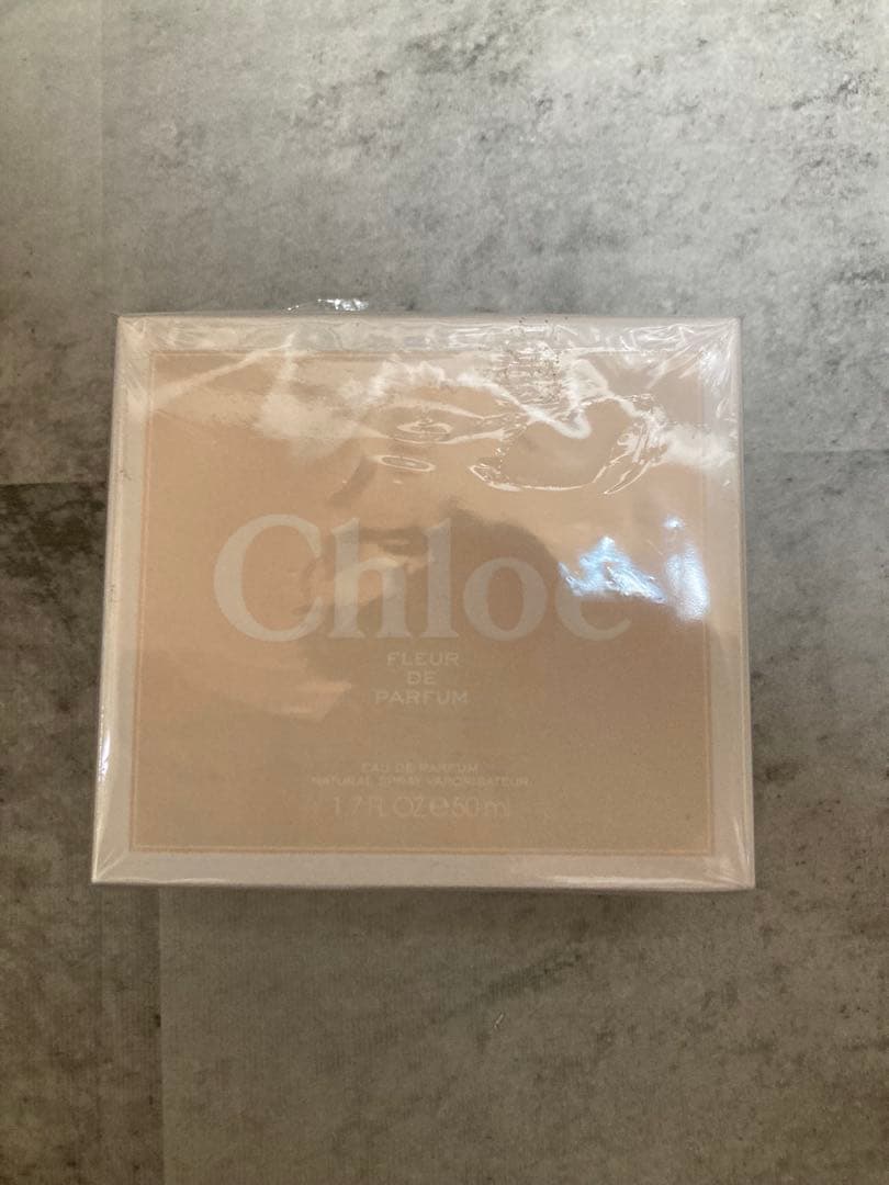 Chloé フルール ド パルファム 50ml オーデパルファム　クロエ　香水 Amazon | クロエ フルール ド パルファム オードパルファム 50mL [並行