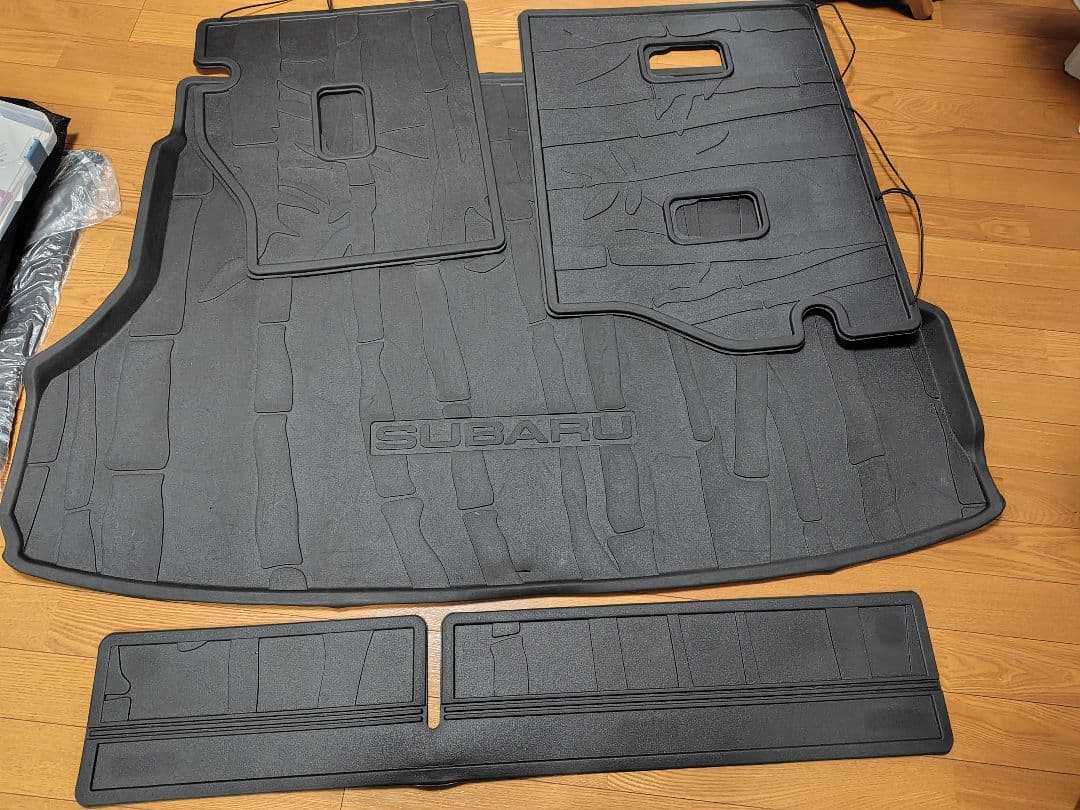 SK系フォレスター　米スバル純正ラゲッジプロテクター SUBARU（スバル） 【フォレスター・SK】SAAリヤコーナー