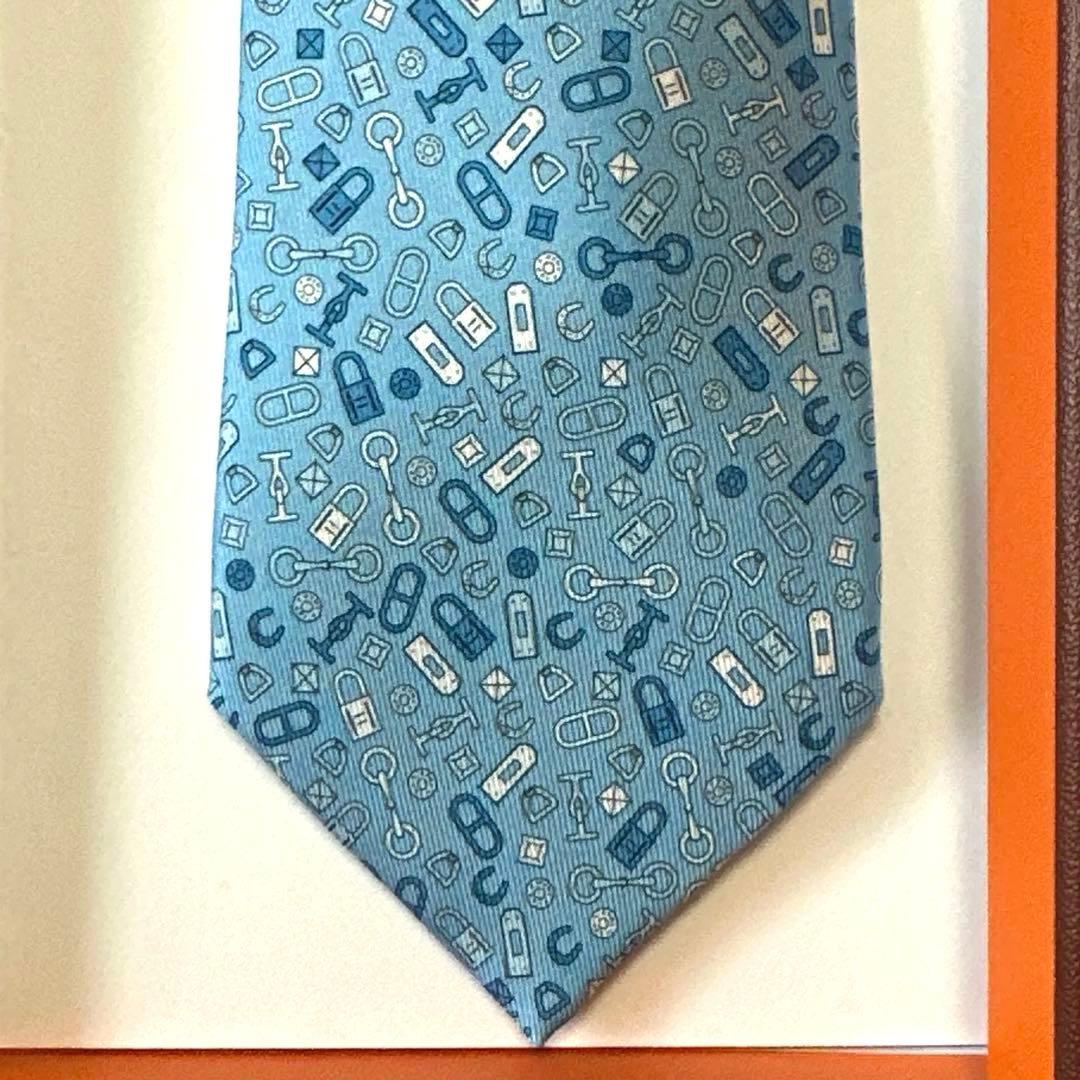 専用です。　　エルメス ネクタイ《ピエス・メ》新品 未使用