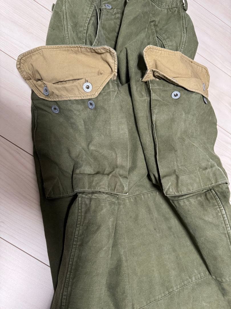 実物 フランス軍 M47パンツ 前期 メタルボタン サイズ45 - メルカリ