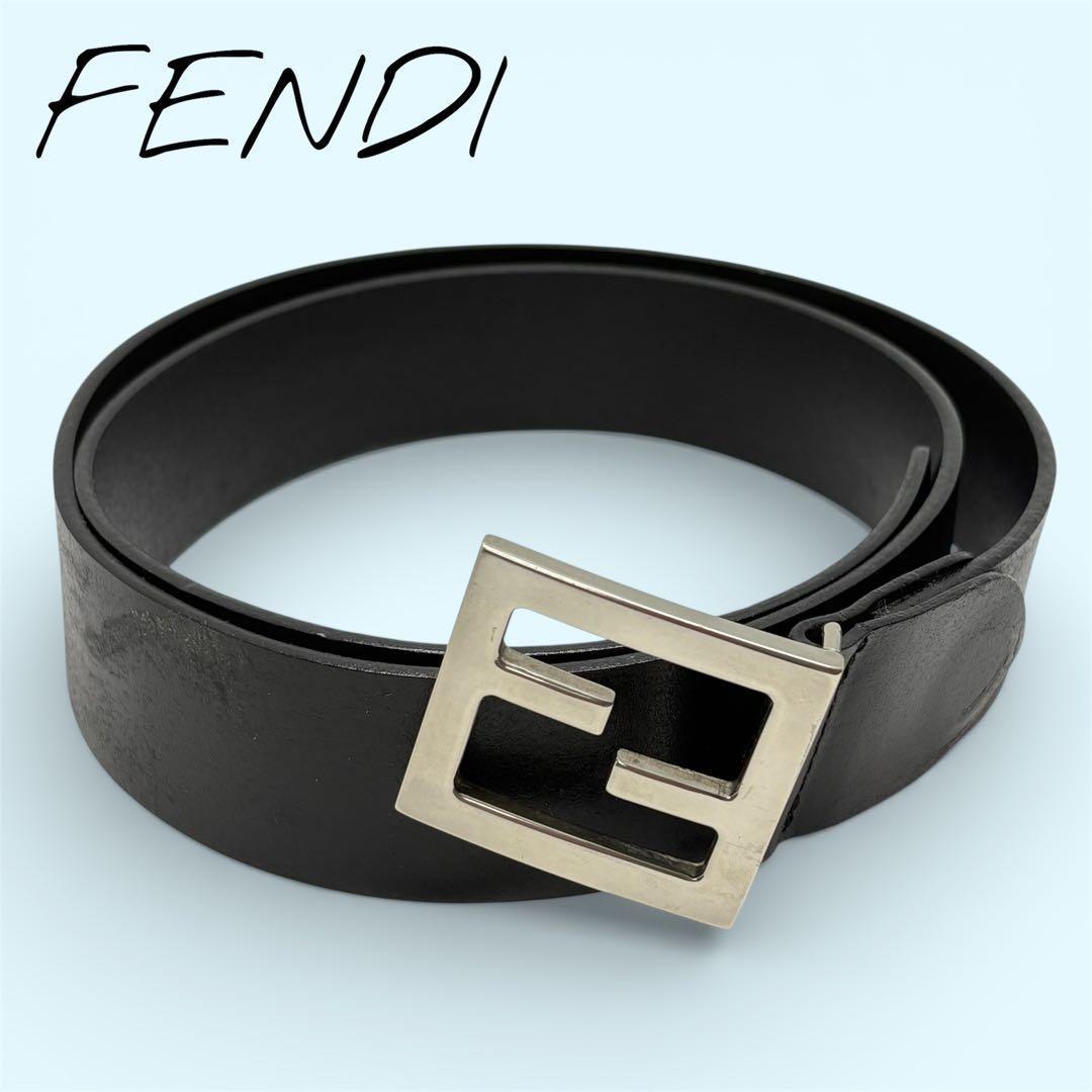 フェンディ　FENDI ベルト　レザー　FFロゴ　シルバー FENDI - フェンディ FENDI ベルト FFロゴ セレリア ステッチ レザー