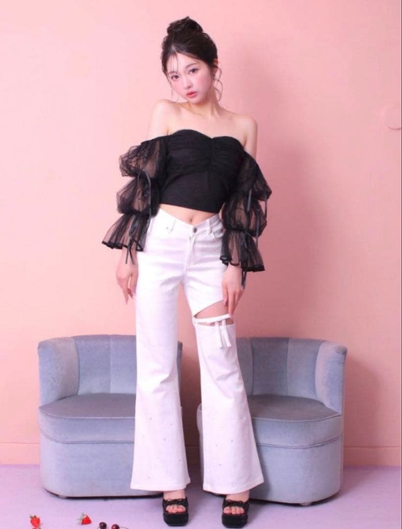 M me emeエムミーエメ Vラインウエストリボンフレアデニムホワイト XS