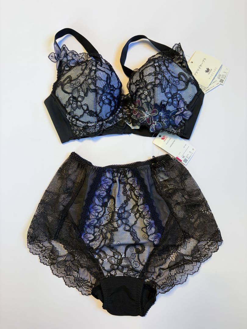 Wacoal PARFAGE アドマイヤーブラ D70 Mセット - メルカリ