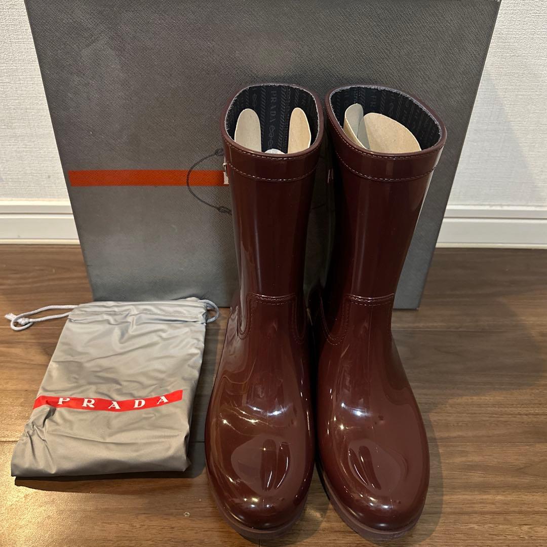 ⭐︎レアPRADA レインブーツ 長靴 サイズ38 ボルドー 本物⭐︎ - メルカリ