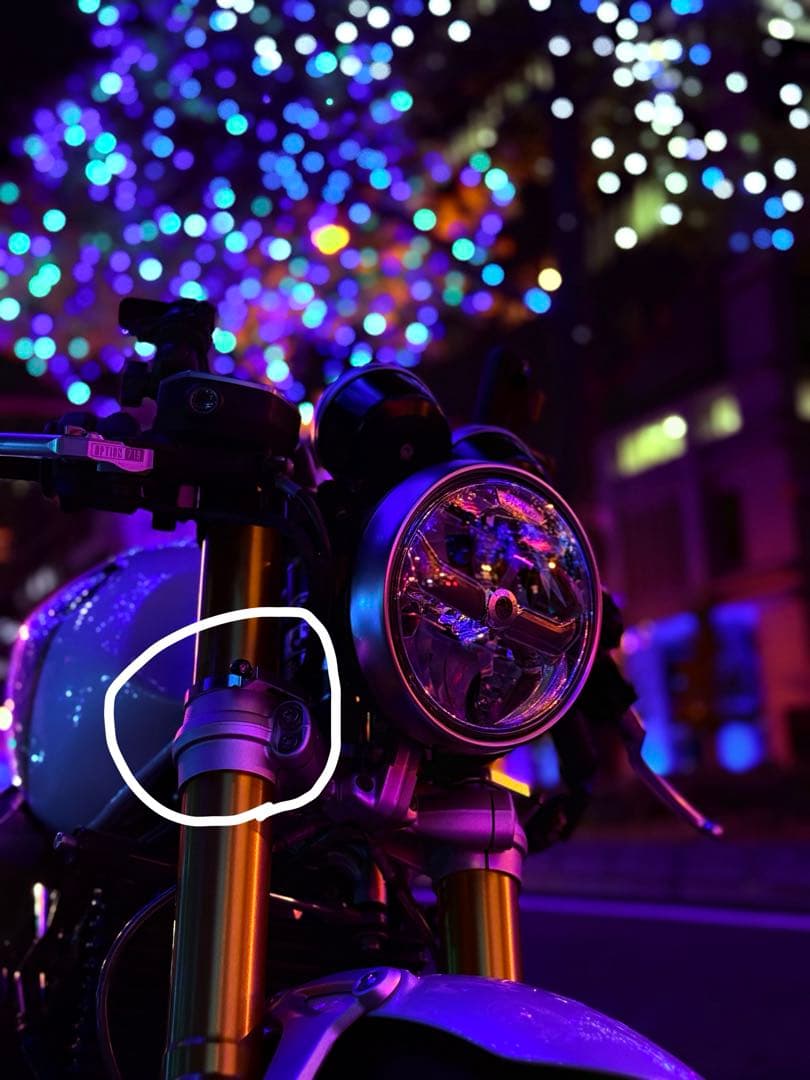 ワンオフ制作 BMW rninet フォーク ウインカークランプ - メルカリ