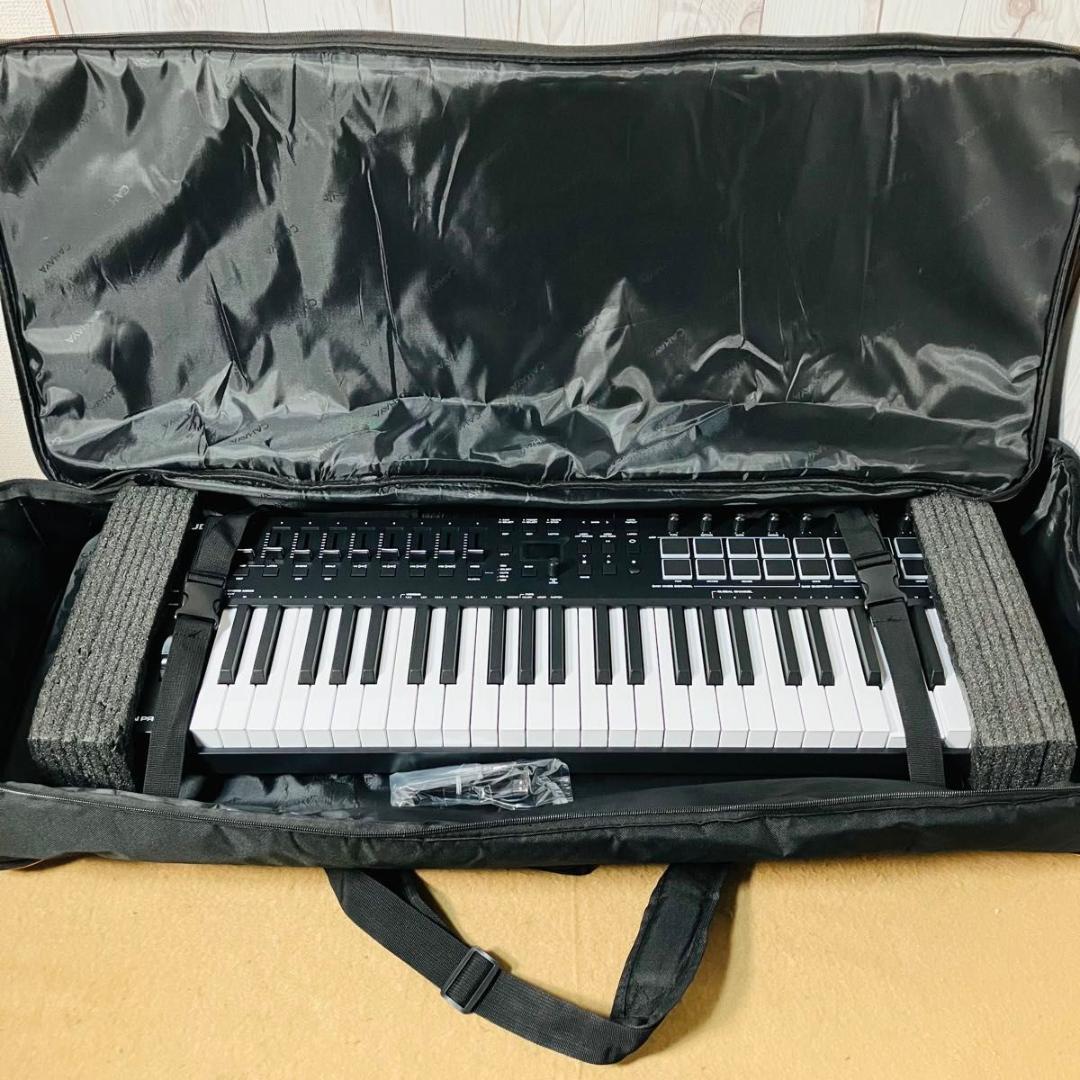 美品 M-AUDIO MIDIキーボード OXYGEN PRO49 ソフトケースの通販はau